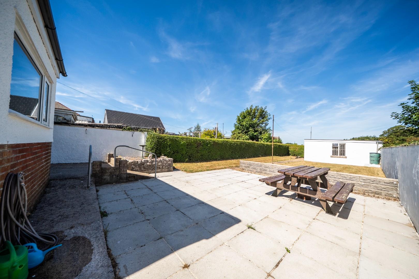 Norton Drive, Southgate, Swansea, SA3 2BJ